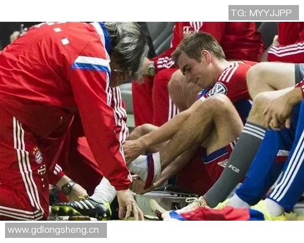 图拉姆表示伤势无碍期待球队在接下来的比赛中取得更大进步 图拉姆表示伤势无碍期待球队在接下来的比赛中取得更大进步