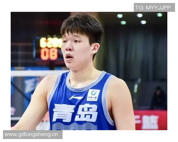杨瀚森在NBA级别轮换中显得力不从心节奏难以跟上 杨瀚森在NBA级别轮换中显得力不从心节奏难以跟上