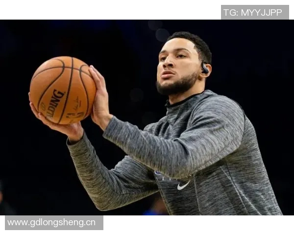 马祖拉称赞A西蒙斯展现对抗性和侵略性正是球队所需表现 马祖拉称赞A西蒙斯展现对抗性和侵略性正是球队所需表现