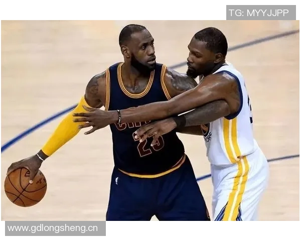 美记从五个维度分析詹姆斯与杜兰特的优劣势对比 美记从五个维度分析詹姆斯与杜兰特的优劣势对比