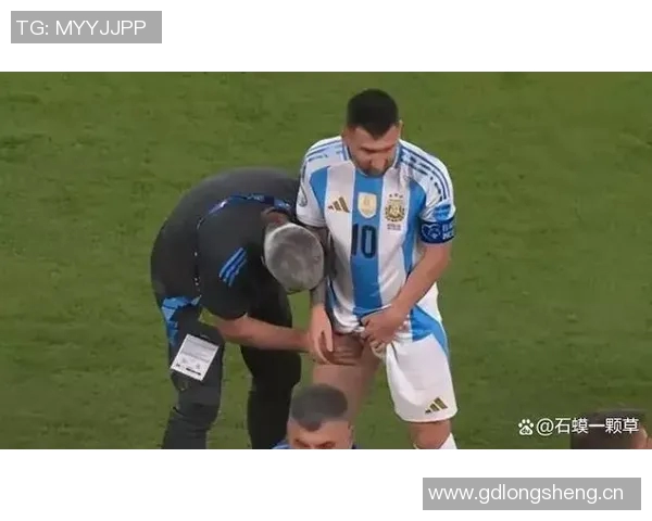 阿根廷队狂胜五球梅西妙传冈萨雷斯助攻劳塔罗轻松破门 阿根廷队狂胜五球梅西妙传冈萨雷斯助攻劳塔罗轻松破门