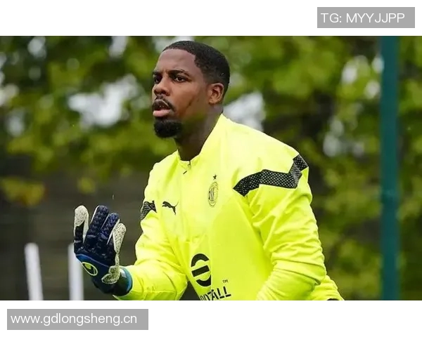 米体报道亚沙里在米兰进行康复训练预计十一月中旬重返赛场 米体报道亚沙里在米兰进行康复训练预计十一月中旬重返赛场