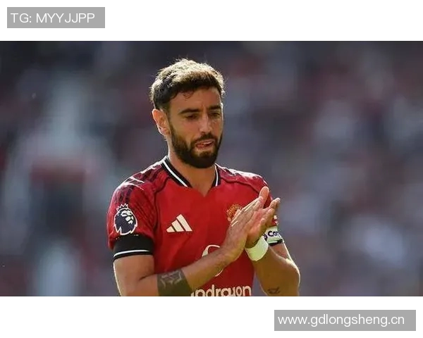 镜报曝B费因不满比赛踹门事件险致曼联放弃签约计划 镜报曝B费因不满比赛踹门事件险致曼联放弃签约计划