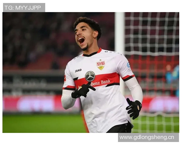 凯恩未来重返英超的可能性分析曼联或将采取积极行动 凯恩未来重返英超的可能性分析曼联或将采取积极行动