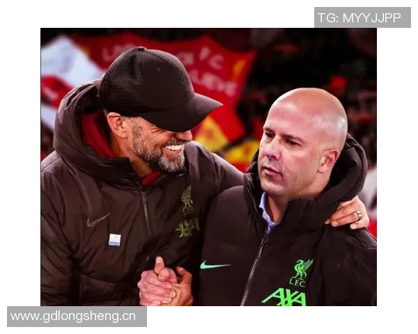 范登贝尔赫回忆利物浦岁月泪洒归家与斯洛特的挽留之情 范登贝尔赫回忆利物浦岁月泪洒归家与斯洛特的挽留之情