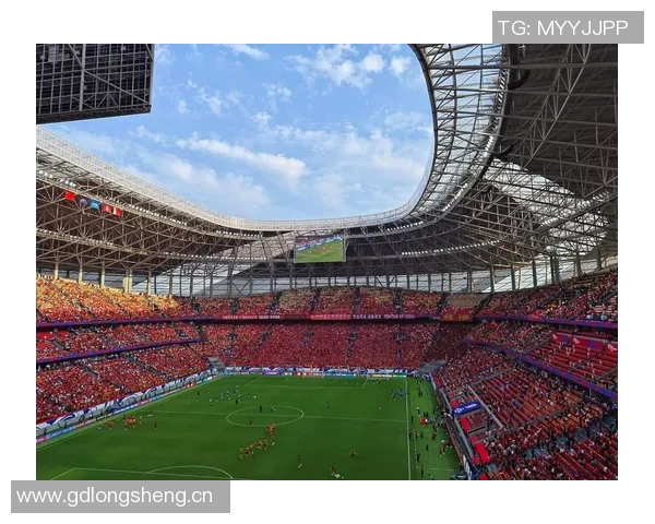 国足93名止步第三阶段美加墨已锁42席争夺激烈前景堪忧