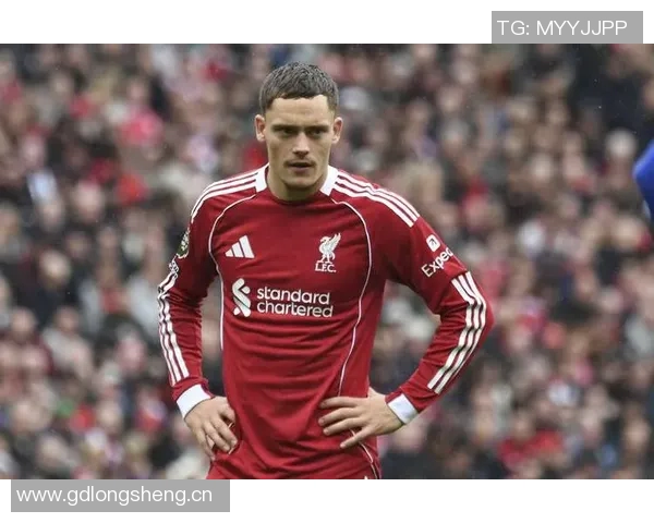 名宿警告利物浦放走罗伯逊或成大错他的领导力对球队至关重要 名宿警告利物浦放走罗伯逊或成大错他的领导力对球队至关重要