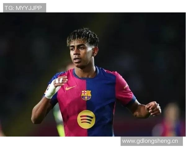 梅西C罗与亚马尔的18岁周薪对比揭示足球新星的价值差异