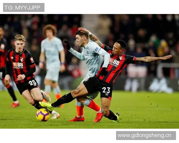 切尔西发布对阵伯恩茅斯海报里斯詹姆斯独自亮相展现风采