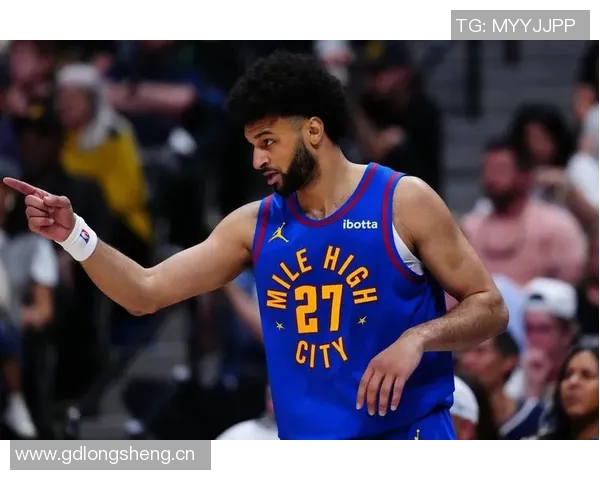 贾马尔穆雷荣膺12月4日NBA最佳球员称号展现出色表现 贾马尔穆雷荣膺12月4日NBA最佳球员称号展现出色表现