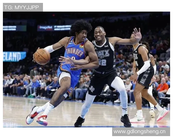 拼尽全力却憾负雷霆布克强调总结经验与团队精神的重要性