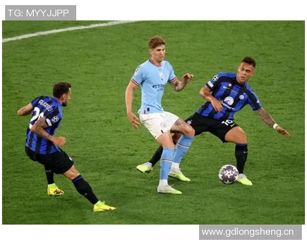 维埃里盛赞国米新援比赛表现称意甲无人能及