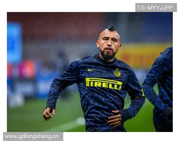 费拉拉谈国米近期表现认为竞争对手同样存在失误不应过于担忧 费拉拉谈国米近期表现认为竞争对手同样存在失误不应过于担忧