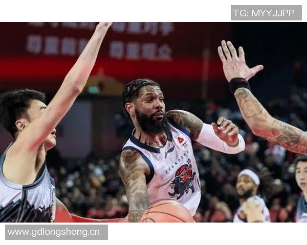 媒体人曝鲍威尔与克里斯关系密切克里斯预计十天后抵达济南