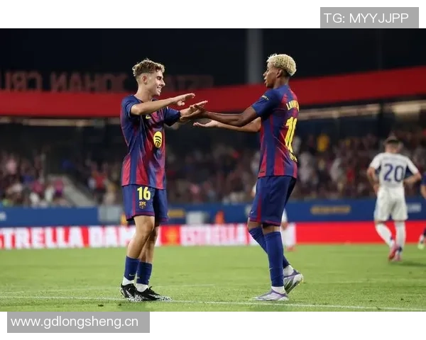 巴萨本周最后一训结束费尔明与亚马尔恢复情况良好