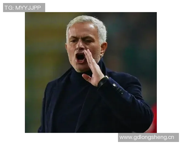 费内巴切关注桑乔计划冬窗引援交易希望达成协议