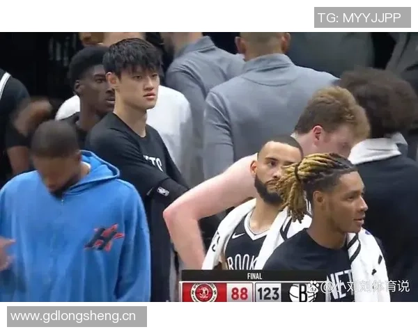 北京男篮提前布局曾凡博被篮网裁掉后仍有机会重返赛场