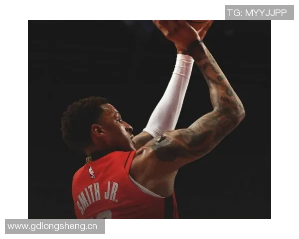 小贾巴里坦言近期投篮状态不佳但仍保持自信享受进球的快感