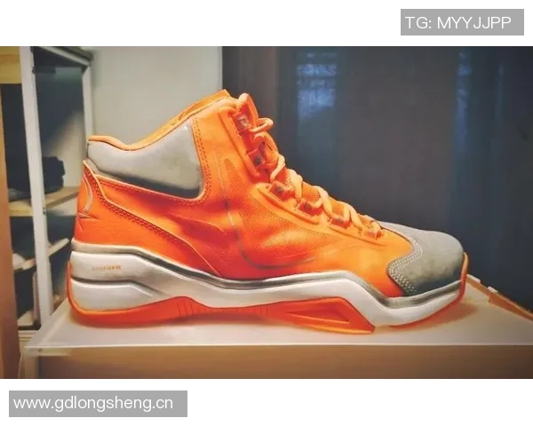 阿里纳斯直言艾弗森人气虽高却未获联盟力捧代言品牌仅限锐步 阿里纳斯直言艾弗森人气虽高却未获联盟力捧代言品牌仅限锐步