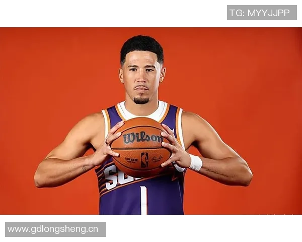 布克遗憾未能在蜂鸣器响前出手赛后坦言本想把握最后时刻